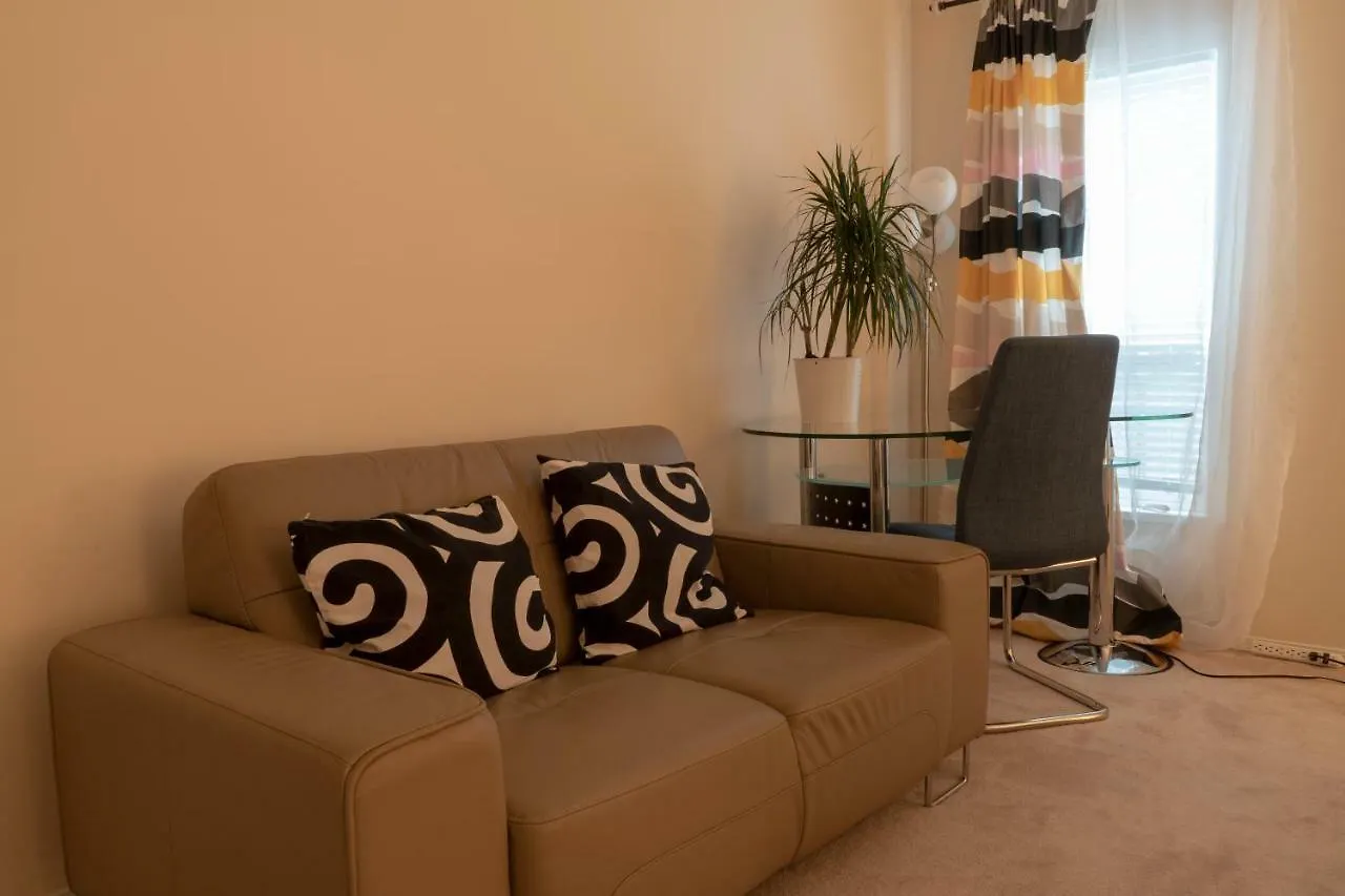 Vancouver Guest House In Great Location